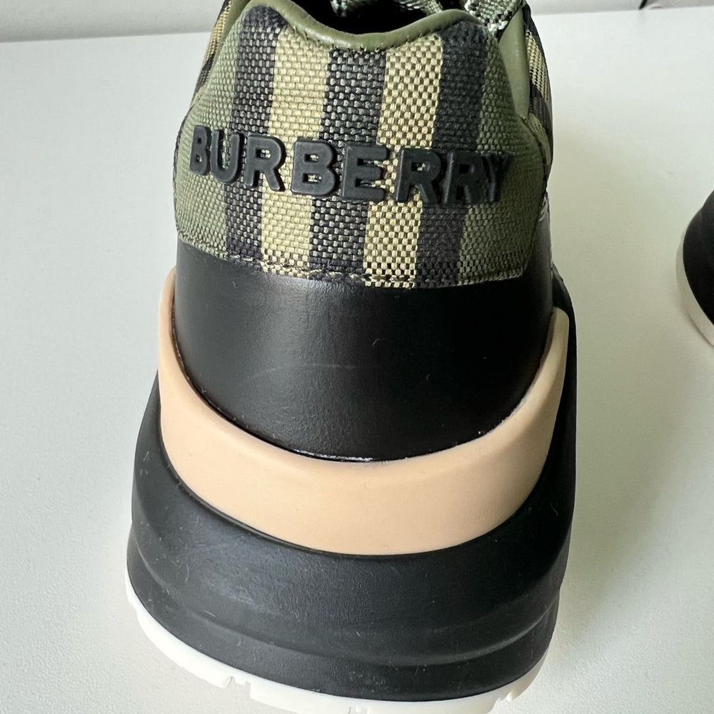 Burberry Check Ladies Sneakers - Picture 12 of 16
